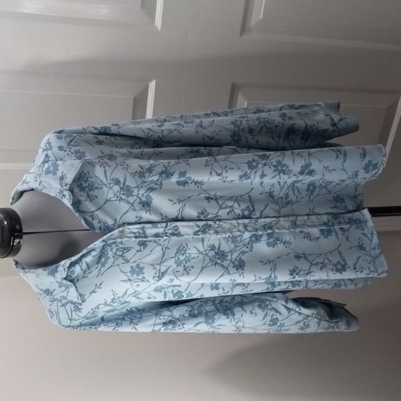 Liz Clairborne Village Sport Shirt   Blue Floral Size 2X - Picture 3 of 8